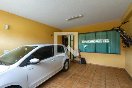 Casa à venda com 130m², 3 quartos e 2 vagasGaragem