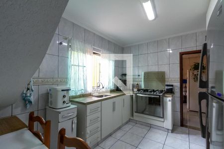 Casa à venda com 130m², 3 quartos e 2 vagasCozinha