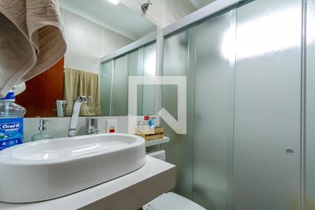 Casa à venda com 130m², 3 quartos e 2 vagasBanheiro