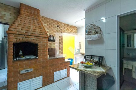 Casa à venda com 130m², 3 quartos e 2 vagasÁrea de Serviço e Churrasqueira