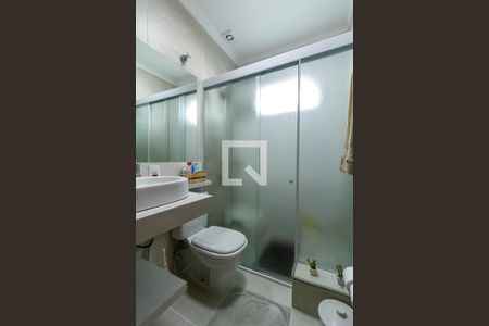 Casa à venda com 130m², 3 quartos e 2 vagasBanheiro