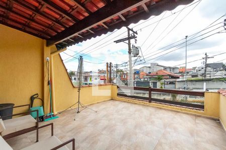 Casa à venda com 130m², 3 quartos e 2 vagasVaranda