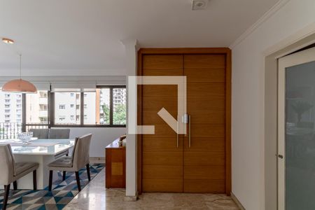 Sala de apartamento para alugar com 3 quartos, 167m² em Indianópolis, São Paulo