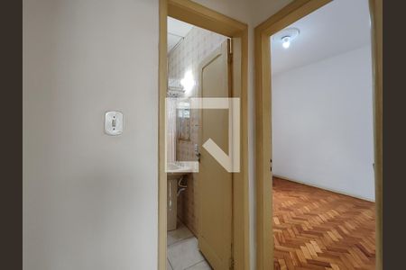 Corredor de apartamento para alugar com 2 quartos, 77m² em Vila Isabel, Rio de Janeiro
