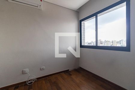 Apartamento à venda com 495m², 4 quartos e 4 vagas Apartamento à venda com 495m², 4 quartos e 4 vagasQuarto 4