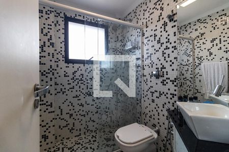 Apartamento à venda com 495m², 4 quartos e 4 vagas Apartamento à venda com 495m², 4 quartos e 4 vagasBanheiro da Suíte 2