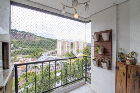 Sacada de apartamento à venda com 3 quartos, 79m² em Jardim Carvalho, Porto Alegre