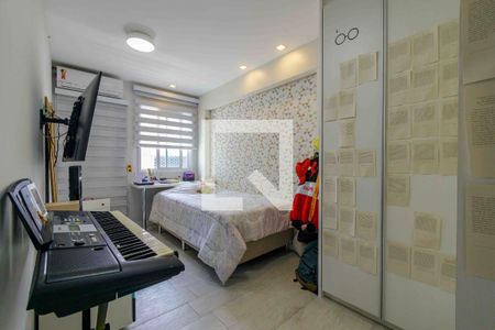 Apartamento à venda com 369m², 4 quartos e 3 vagasQuarto 2