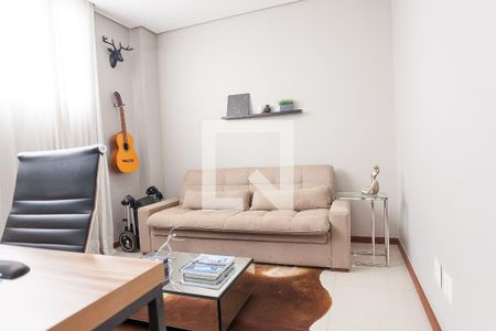 Casa de condomínio à venda com 320m², 5 quartos e 4 vagasEscritório