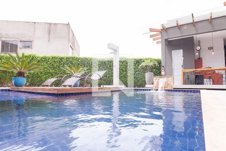 Casa de condomínio à venda com 320m², 5 quartos e 4 vagasPiscina