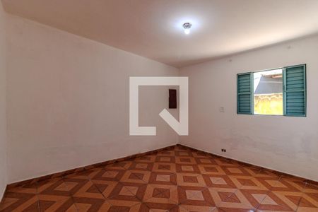 Quarto 1 de casa para alugar com 2 quartos, 75m² em Parque Pinheiros, Taboão da Serra