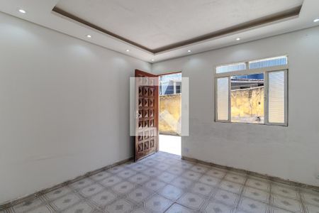 Sala de casa para alugar com 2 quartos, 75m² em Parque Pinheiros, Taboão da Serra