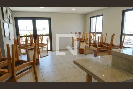 Apartamento à venda com 43m², 2 quartos e 1 vagaÁrea comum 