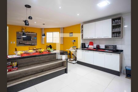 Casa à venda com 300m², 3 quartos e 8 vagasCozinha