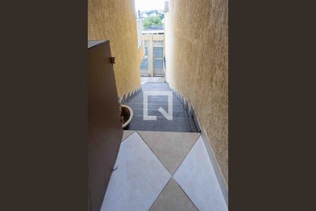 Casa à venda com 300m², 3 quartos e 8 vagasEscada