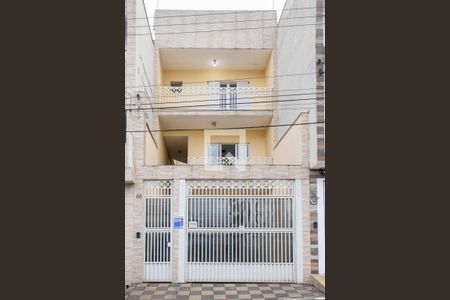 Casa à venda com 300m², 3 quartos e 8 vagasFachada