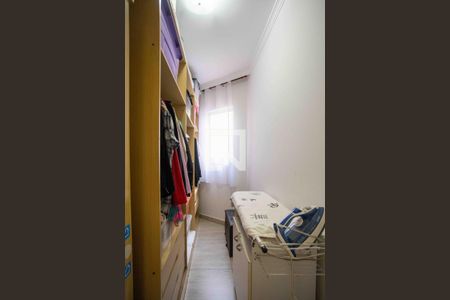 Casa à venda com 300m², 3 quartos e 8 vagasCloset da suíte