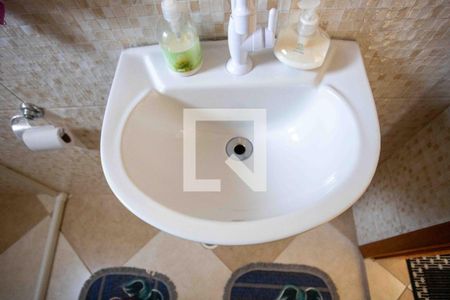 Casa à venda com 300m², 3 quartos e 8 vagasBanheiro 2