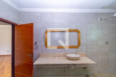 Casa à venda com 260m², 3 quartos e 6 vagas Casa à venda com 260m², 3 quartos e 6 vagasBanheiro da Suíte 2