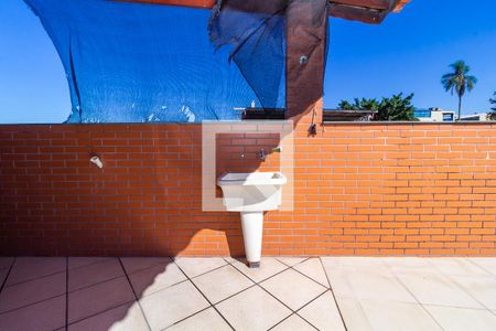 Casa à venda com 260m², 3 quartos e 6 vagas Casa à venda com 260m², 3 quartos e 6 vagasÁrea de Serviço