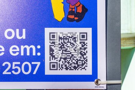 Casa à venda com 260m², 3 quartos e 6 vagas Casa à venda com 260m², 3 quartos e 6 vagasPlaquinha