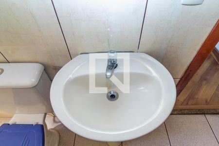 Casa à venda com 260m², 3 quartos e 6 vagas Casa à venda com 260m², 3 quartos e 6 vagasBanheiro da Suíte 1