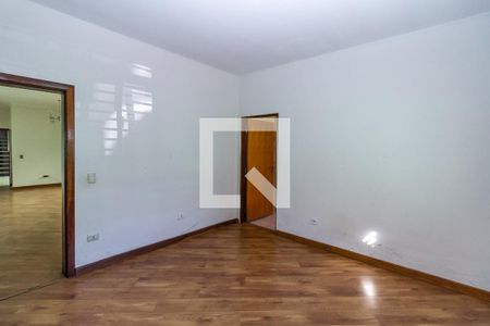 Casa à venda com 260m², 3 quartos e 6 vagas Casa à venda com 260m², 3 quartos e 6 vagasQuarto 2 - Suíte 1
