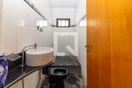 Casa à venda com 260m², 3 quartos e 6 vagas Casa à venda com 260m², 3 quartos e 6 vagasBanheiro 4