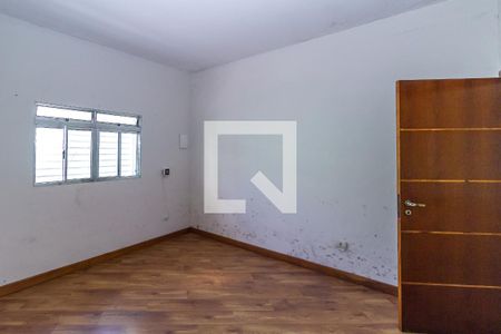 Casa à venda com 260m², 3 quartos e 6 vagas Casa à venda com 260m², 3 quartos e 6 vagasQuarto 2 - Suíte 1