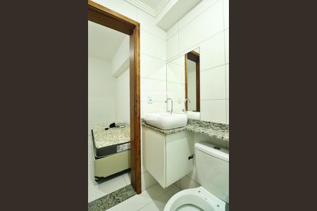 Banheiro de kitnet/studio para alugar com 1 quarto, 15m² em Vila Sao Pedro, Santo André