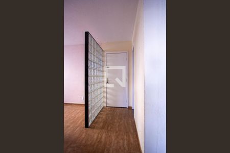 Sala de apartamento para alugar com 2 quartos, 46m² em Amendoeira, São Gonçalo