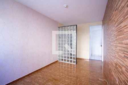 Sala de apartamento para alugar com 2 quartos, 46m² em Amendoeira, São Gonçalo