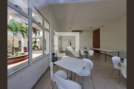 Apartamento para alugar com 48m², 2 quartos e 1 vagaÁrea comum - Salão de festas