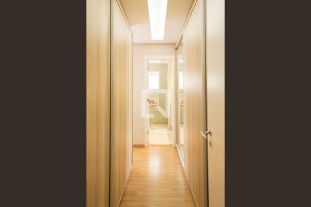 Apartamento à venda com 106m², 3 quartos e 2 vagasCloset - Suíte 2