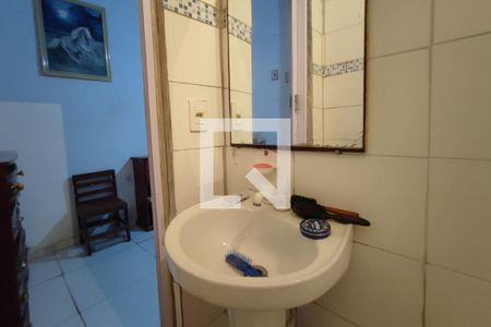 Casa à venda com 400m², 3 quartos e 3 vagasBanheiro Suíte 