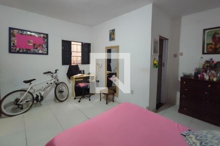 Casa à venda com 400m², 3 quartos e 3 vagasQuarto Suíte