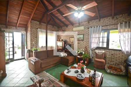 Casa à venda com 231m², 4 quartos e 5 vagasSala de TV