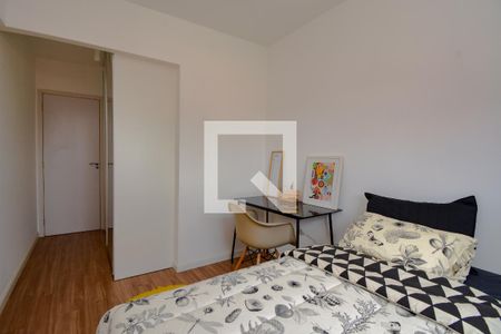 Apartamento à venda com 70m², 2 quartos e 2 vagasQuarto 2