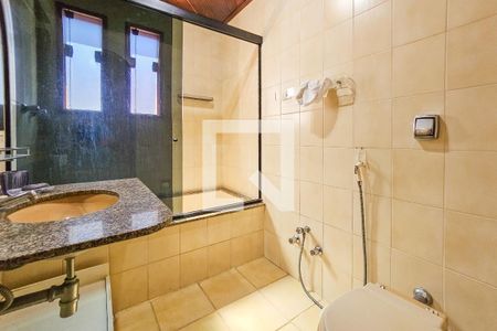 Apartamento para alugar com 300m², 3 quartos e 2 vagasBanheiro da Suíte 2