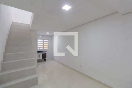 Sala e Cozinha Integrada de casa à venda com 2 quartos, 120m² em Jardim Lajeado, São Paulo
