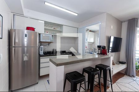 Cozinha de apartamento para alugar com 1 quarto, 42m² em Vila Anglo Brasileira, São Paulo