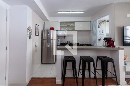 Cozinha de apartamento para alugar com 1 quarto, 42m² em Vila Anglo Brasileira, São Paulo