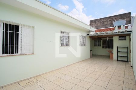 Casa à venda com 110m², 2 quartos e 3 vagasQuintal