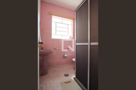 Casa à venda com 110m², 2 quartos e 3 vagasBanheiro Social