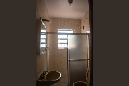 Casa à venda com 195m², 3 quartos e 2 vagasBanheiro