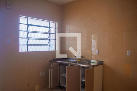 Casa à venda com 195m², 3 quartos e 2 vagasCozinha 