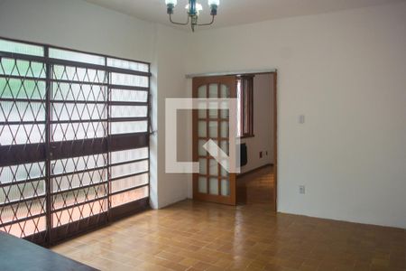 Sala de casa para alugar com 3 quartos, 195m² em Glória, Porto Alegre