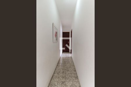 Casa à venda com 100m², 2 quartos e 4 vagasCorredor