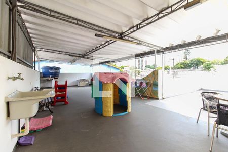 Casa à venda com 100m², 2 quartos e 4 vagasVaranda