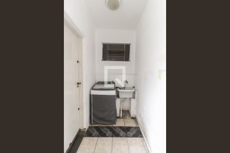 Casa à venda com 100m², 2 quartos e 4 vagasÁrea de Serviço 2